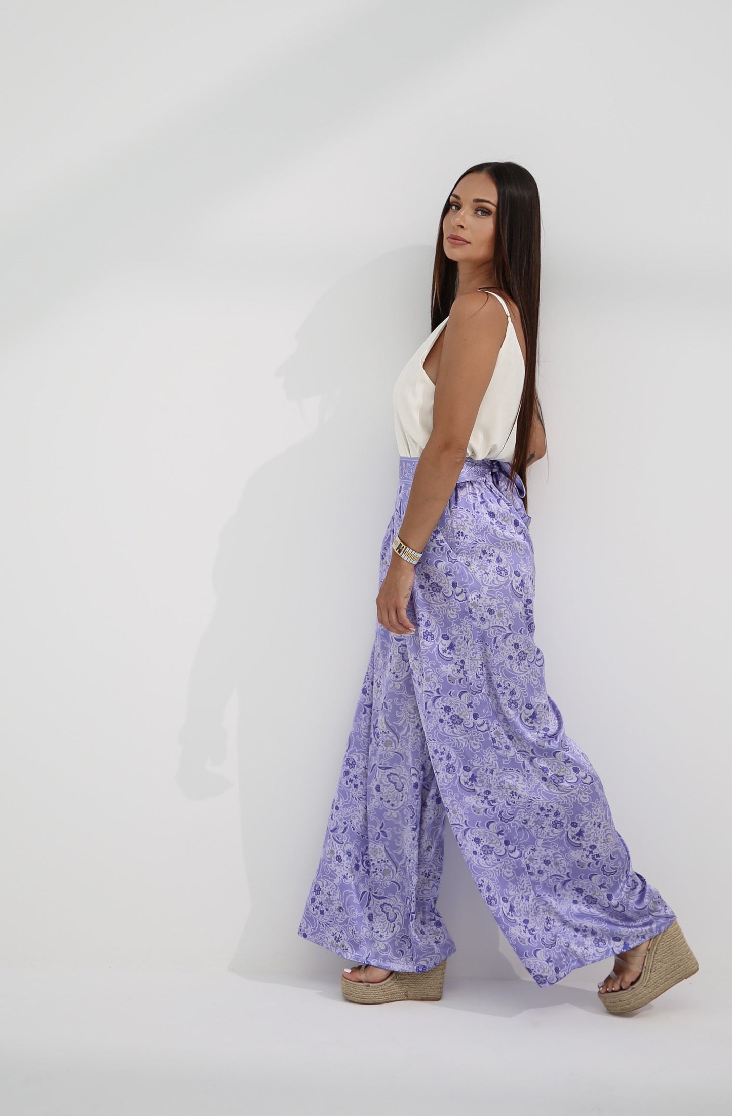 The Pants Lila Floral